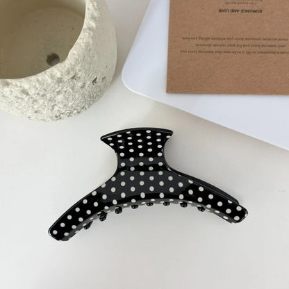 The Spotted Hair Claw