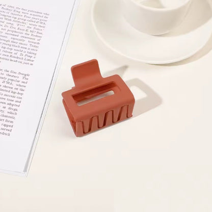 The Matte Square Hair Claw