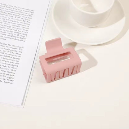 The Matte Square Hair Claw