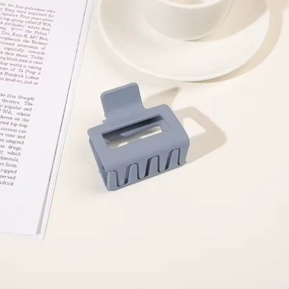The Matte Square Hair Claw