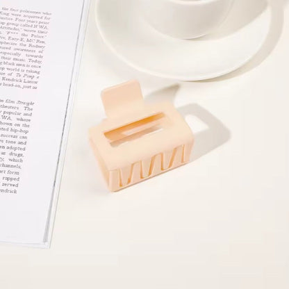 The Matte Square Hair Claw