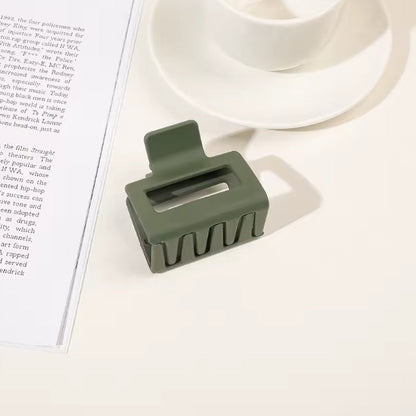 The Matte Square Hair Claw