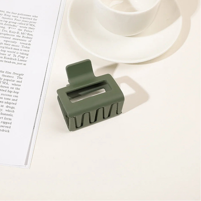 The Matte Square Hair Claw