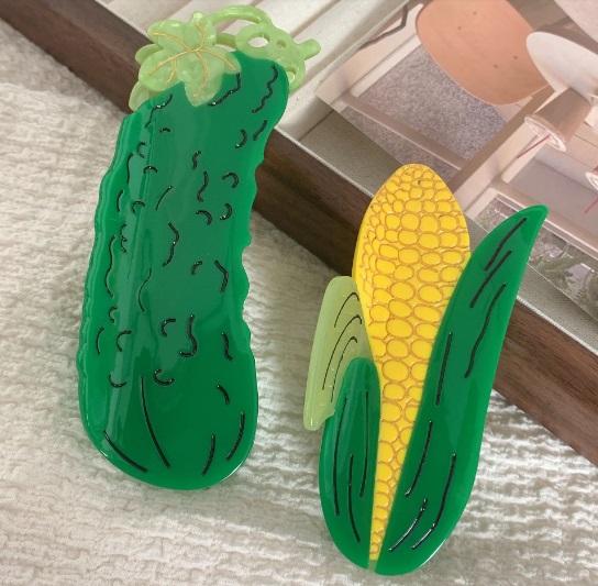 Silly Pickle Clip – Far & Wide Kamloops