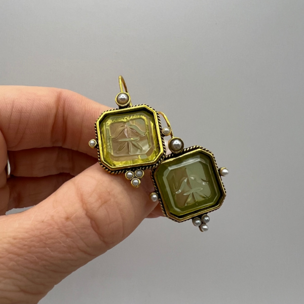 Parisian Square Earrings