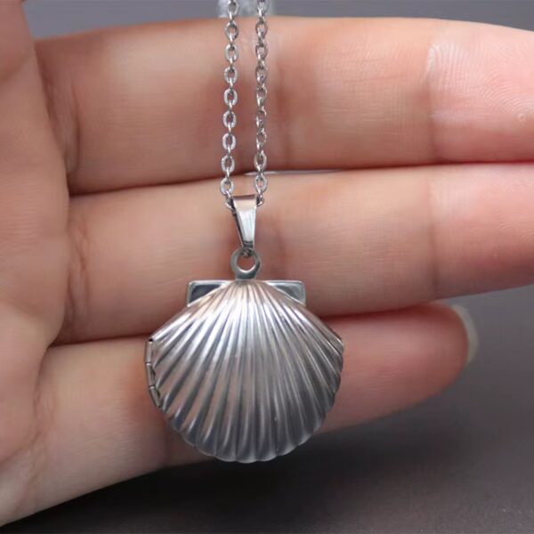 The Clam Shell Locket